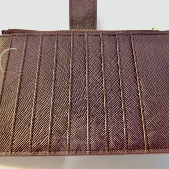 TRAVELAMBO Wallet, Credit Card Organizer Brown, Zip pockets Great for Travel EUC - Picture 4 of 4